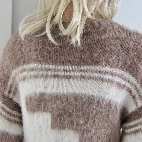 Vintage 80s figurines colourful hand knit aztec folk alpaca sweater GUC - Picture 4 of 14